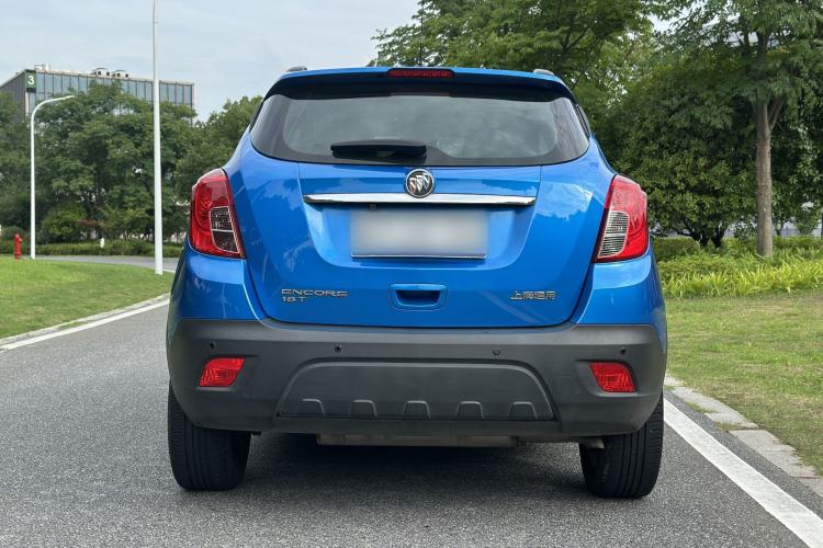Used Buick Encore 2015 1.4T Automatic Two-Wheel Drive Urban Elite Version Exterior 3