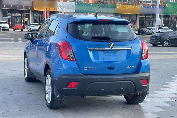 Used Buick Encore 2015 1.4T Automatic Two-Wheel Drive Urban Elite Version Exterior 3