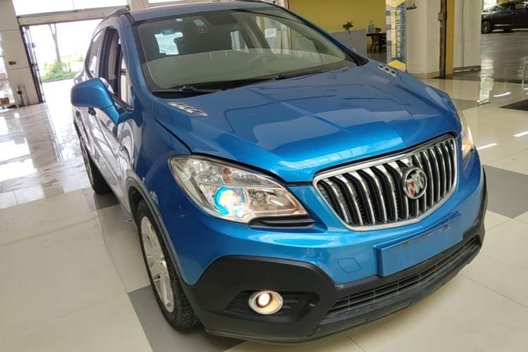 Used Buick Encore 2015 1.4T Automatic Two-Wheel Drive Urban Elite Version Front Right 45 Deg