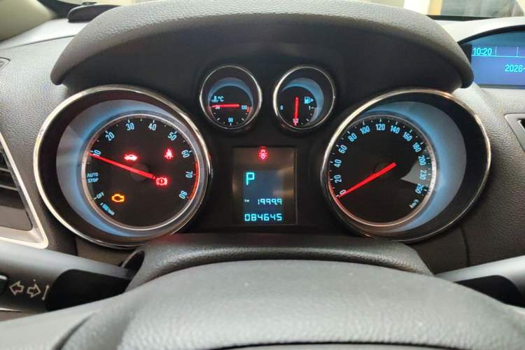Used Buick Encore 2015 1.4T Automatic Two-Wheel Drive Urban Elite Version Instrument Cluster