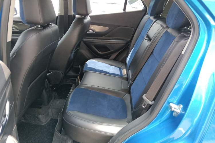 Used Buick Encore 2015 1.4T Automatic Two-Wheel Drive Urban Leading Model Interior 4