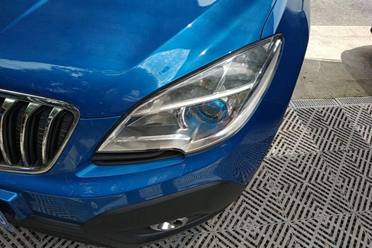 Used Buick Encore 2015 1.4T Automatic Two-Wheel Drive Urban Elite Version Left Front Headlight