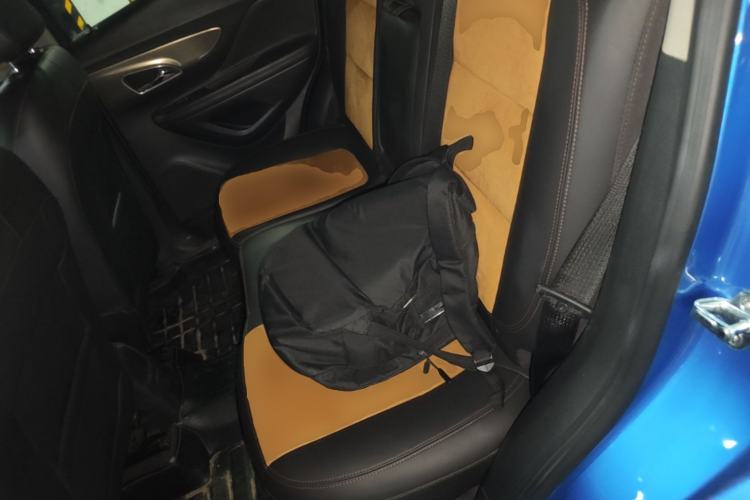 Used Buick Encore 2015 1.4T Automatic Two-Wheel Drive Urban Leading Model Left Rear Seat
