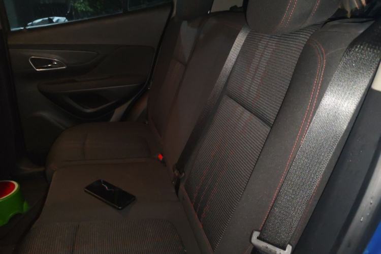 Used Buick Encore 2015 1.4T Automatic Two-Wheel Drive Urban Elite Version Left Rear Seat