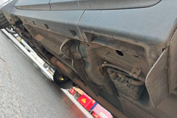 Used Buick Encore 2015 1.4T Automatic Two-Wheel Drive Urban Elite Version Left Side Sill