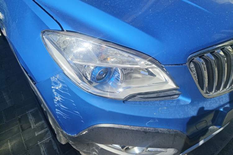 Used Buick Encore 2015 1.4T Automatic Two-Wheel Drive Urban Leading Model Right Front Headlight