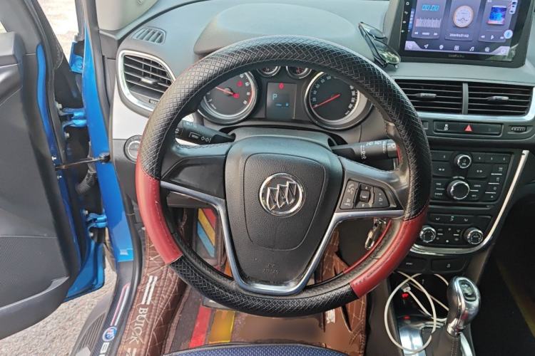 Used Buick Encore 2015 1.4T Automatic Two-Wheel Drive Urban Leading Model Steering Wheel