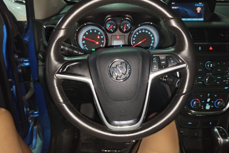Used Buick Encore 2015 1.4T Automatic Two-Wheel Drive Urban Leading Model Steering Wheel
