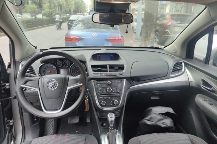 Used Buick Encore 2015 1.4T Automatic Two-Wheel Drive Urban Elite Version Center Console