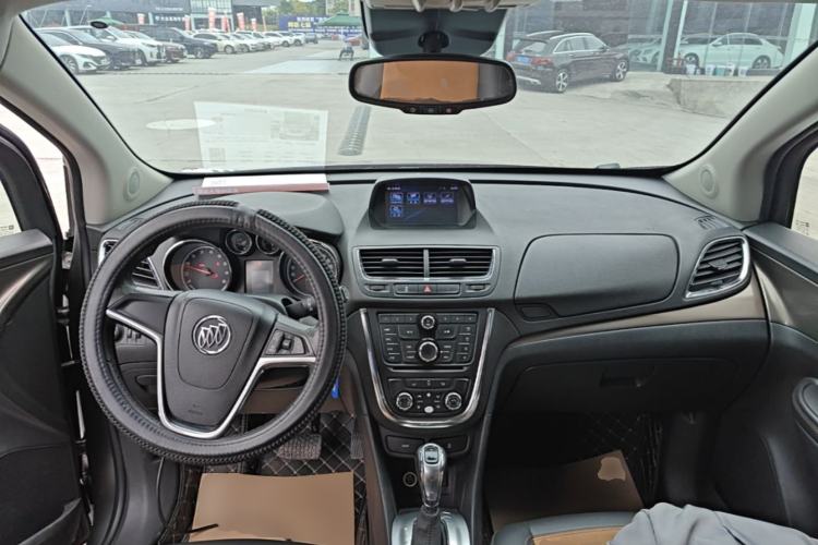 Used Buick Encore 2015 1.4T Automatic Two-Wheel Drive Urban Leading Model Center Console