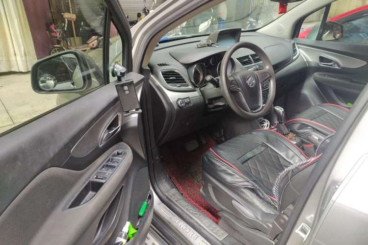 Used Buick Encore 2015 1.4T Automatic Two-Wheel Drive Urban Elite Version Driver Seat
