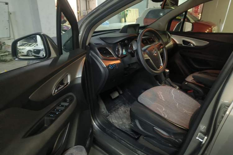 Used Buick Encore 2015 1.4T Automatic Two-Wheel Drive Urban Elite Version Driver Seat