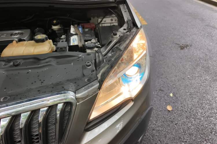 Used Buick Encore 2015 1.4T Automatic Two-Wheel Drive Urban Leading Model Engine Bay Left