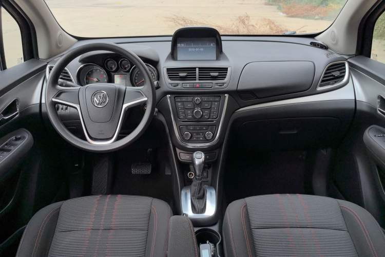 Used Buick Encore 2015 1.4T Automatic Two-Wheel Drive Urban Elite Version Interior 5