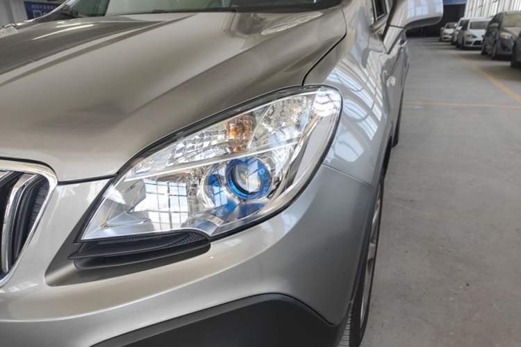 Used Buick Encore 2015 1.4T Automatic Two-Wheel Drive Urban Elite Version Left Front Headlight