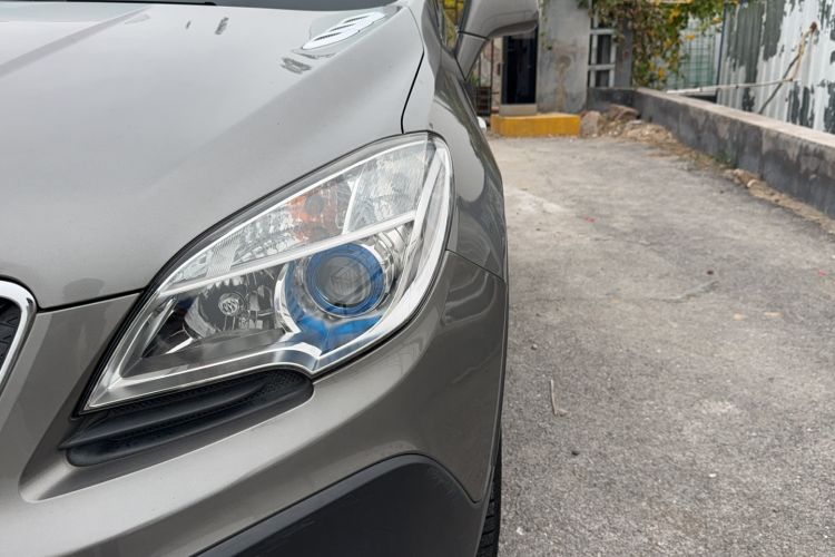 Used Buick Encore 2015 1.4T Automatic Two-Wheel Drive Urban Elite Version Left Front Headlight