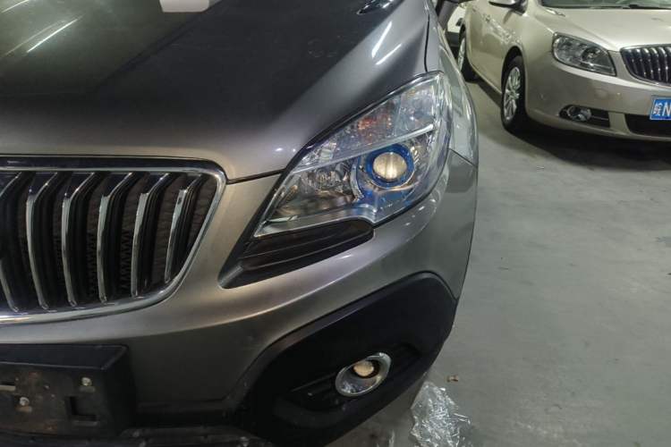 Used Buick Encore 2015 1.4T Automatic Two-Wheel Drive Urban Elite Version Left Front Headlight