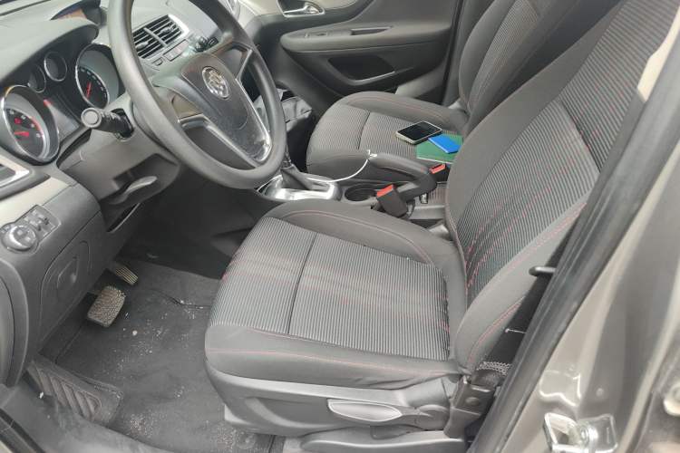 Used Buick Encore 2015 1.4T Automatic Two-Wheel Drive Urban Elite Version Left Front Seat