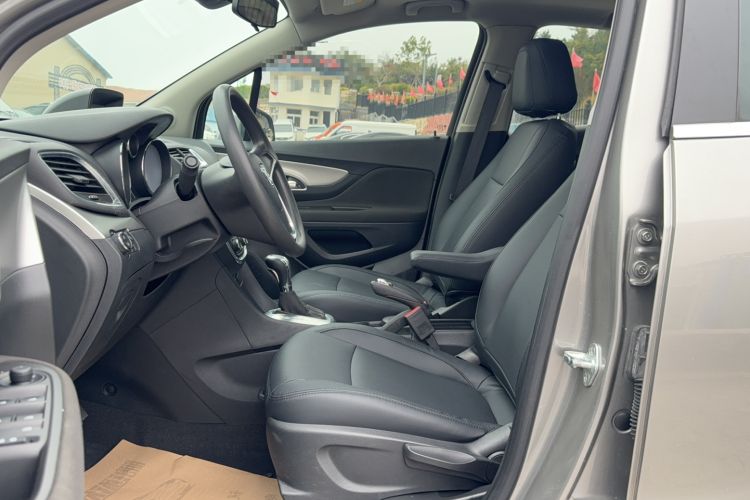 Used Buick Encore 2015 1.4T Automatic Two-Wheel Drive Urban Elite Version Left Front Seat
