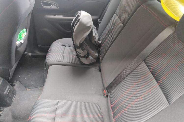 Used Buick Encore 2015 1.4T Automatic Two-Wheel Drive Urban Elite Version Left Rear Seat