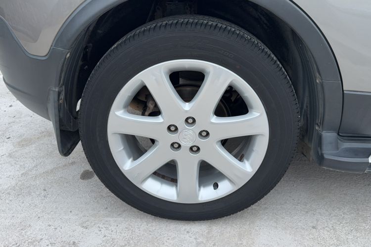 Used Buick Encore 2015 1.4T Automatic Two-Wheel Drive Urban Elite Version Right Rear Wheel Hub