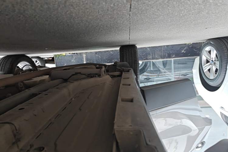 Used Buick Encore 2015 1.4T Automatic Two-Wheel Drive Urban Leading Model Right Side Sill