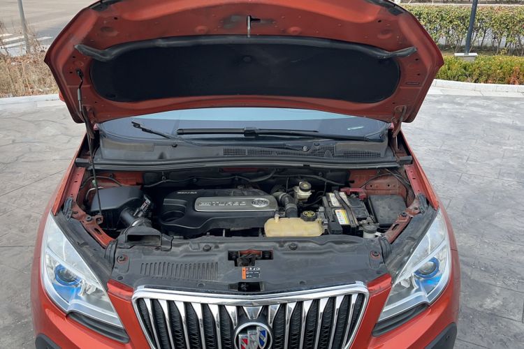 Used Buick Encore 2015 1.4T Automatic Two-Wheel Drive Urban Elite Version Engine Bay
