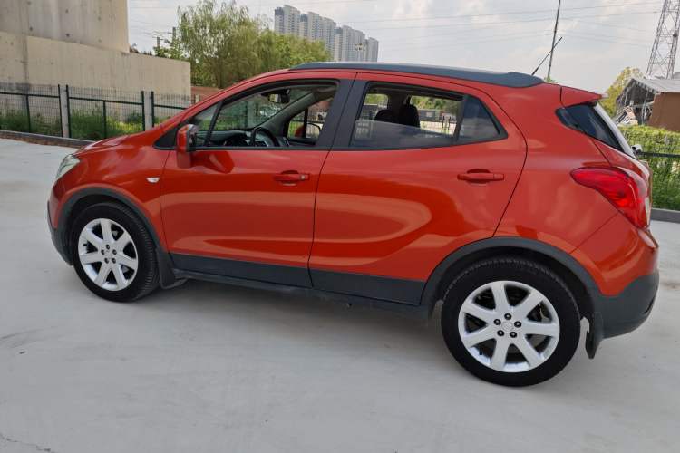 Used Buick Encore 2015 1.4T Automatic Two-Wheel Drive Urban Elite Version Left Side