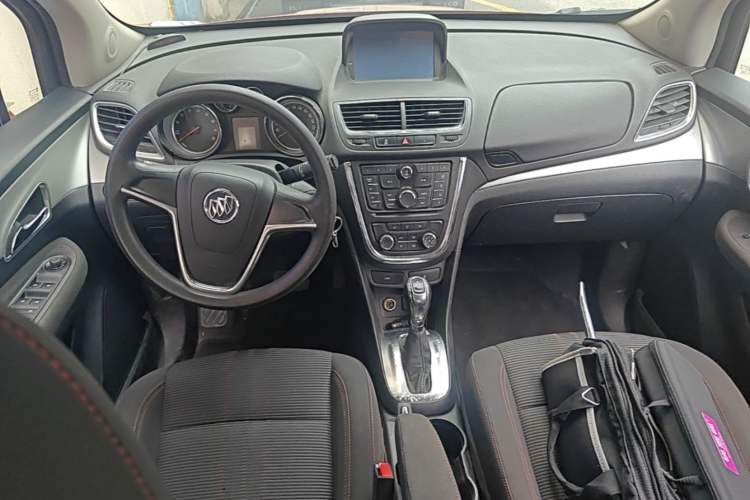 Used Buick Encore 2015 1.4T Automatic Two-Wheel Drive Urban Elite Version Center Console