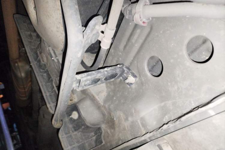 Used Buick Encore 2015 1.4T Automatic Two-Wheel Drive Urban Elite Version Chassis Rear Right
