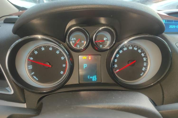 Used Buick Encore 2015 1.4T Automatic Two-Wheel Drive Urban Elite Version Instrument Cluster