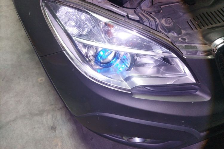 Used Buick Encore 2015 1.4T Automatic Two-Wheel Drive Urban Elite Version Right Front Headlight