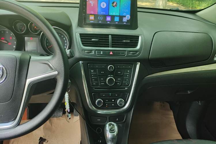 Used Buick Encore 2015 1.4T Automatic Two-Wheel Drive Urban Elite Version Audio And AC Panel