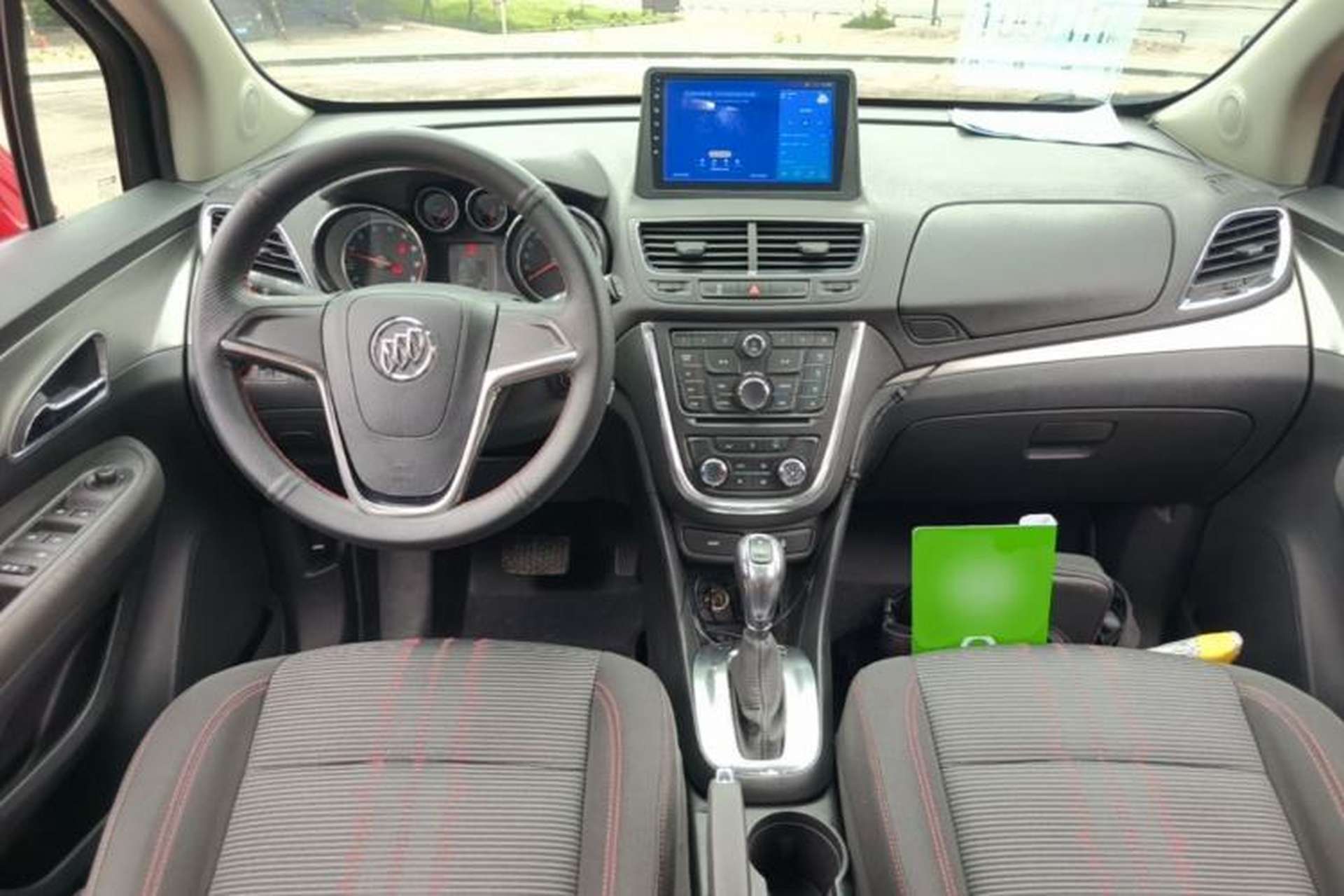 Used Buick Encore 2015 1.4T Automatic Two-Wheel Drive Urban Elite Version Center Console