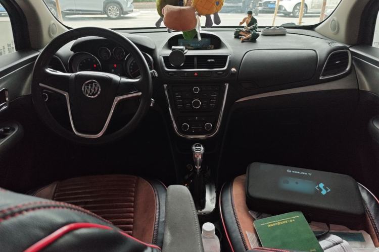 Used Buick Encore 2015 1.4T Automatic Two-Wheel Drive Urban Elite Version Center Console