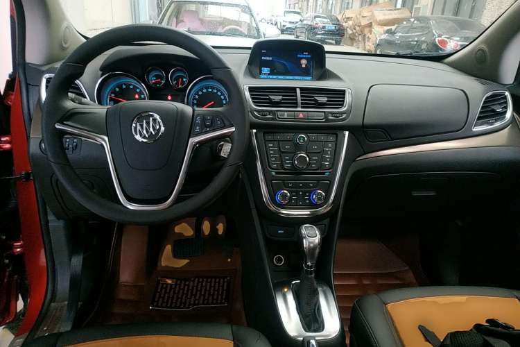 Used Buick Encore 2015 1.4T Automatic Two-Wheel Drive Urban Leading Model Center Console