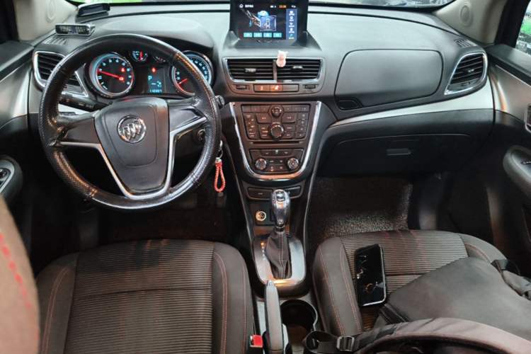 Used Buick Encore 2015 1.4T Automatic Two-Wheel Drive Urban Elite Version Center Console