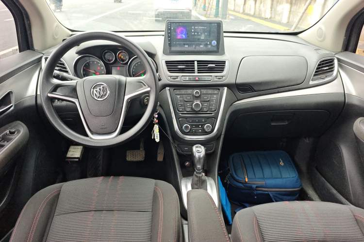 Used Buick Encore 2015 1.4T Automatic Two-Wheel Drive Urban Elite Version Center Console