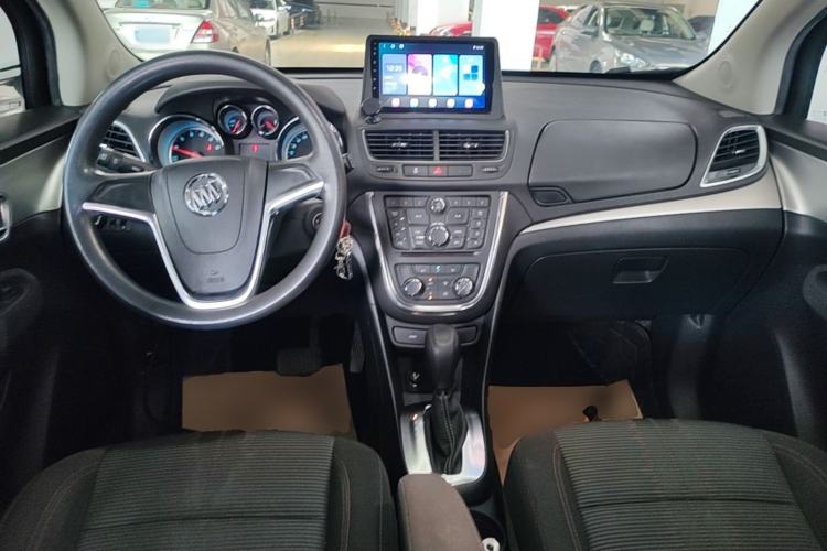 Used Buick Encore 2015 1.4T Automatic Two-Wheel Drive Urban Elite Version Center Console