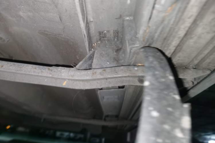 Used Buick Encore 2015 1.4T Automatic Two-Wheel Drive Urban Elite Version Chassis Front Left