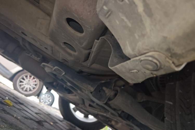 Used Buick Encore 2015 1.4T Automatic Two-Wheel Drive Urban Leading Model Chassis Front Right
