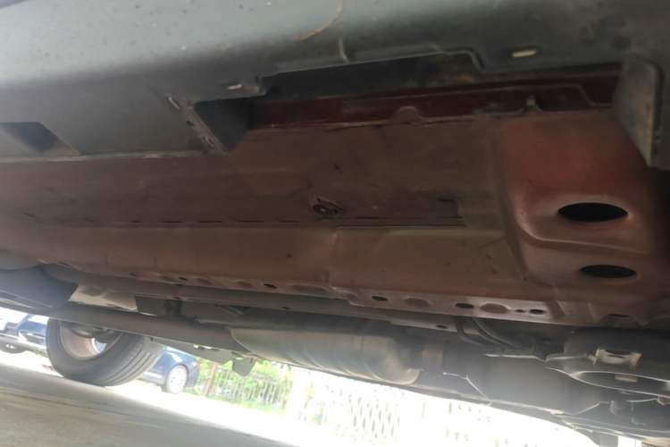Used Buick Encore 2015 1.4T Automatic Two-Wheel Drive Urban Elite Version Chassis Front Right