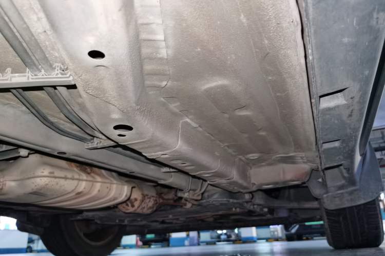 Used Buick Encore 2015 1.4T Automatic Two-Wheel Drive Urban Elite Version Chassis Front Right
