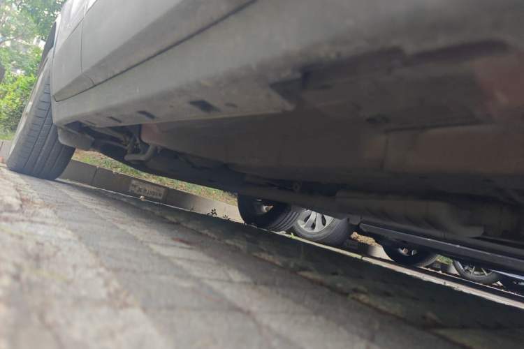 Used Buick Encore 2015 1.4T Automatic Two-Wheel Drive Urban Elite Version Chassis Front Right