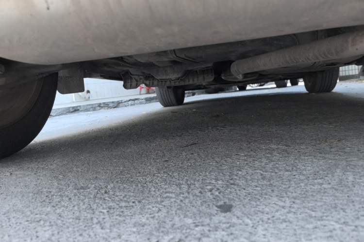 Used Buick Encore 2015 1.4T Automatic Two-Wheel Drive Urban Elite Version Chassis Rear