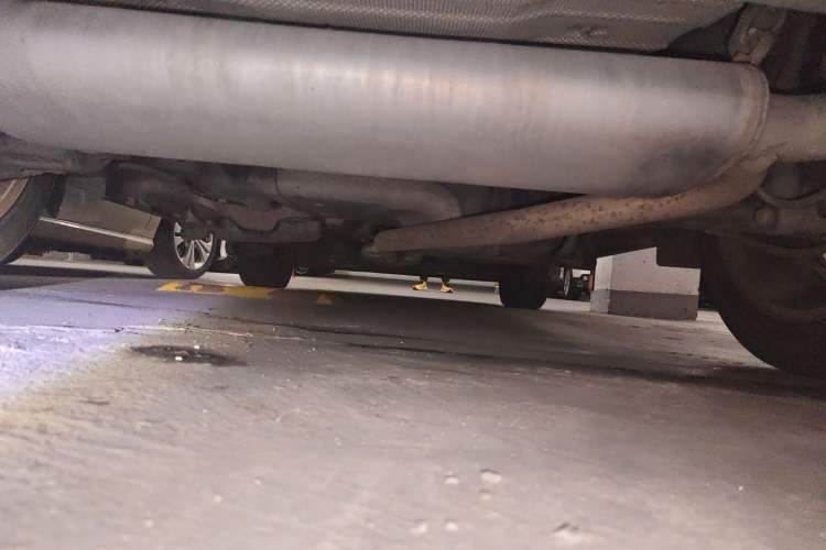 Used Buick Encore 2015 1.4T Automatic Two-Wheel Drive Urban Elite Version Chassis Rear