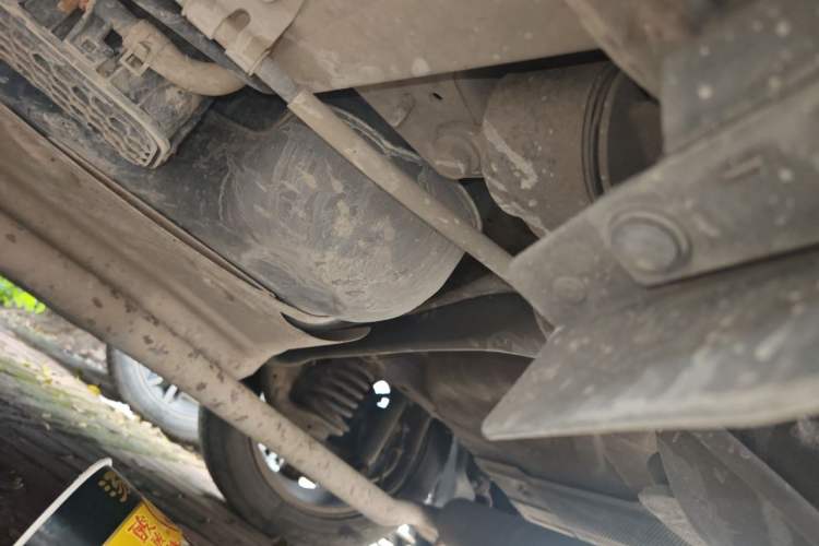 Used Buick Encore 2015 1.4T Automatic Two-Wheel Drive Urban Leading Model Chassis Rear
