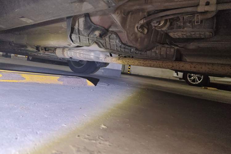 Used Buick Encore 2015 1.4T Automatic Two-Wheel Drive Urban Elite Version Chassis Rear Left