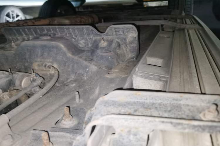 Used Buick Encore 2015 1.4T Automatic Two-Wheel Drive Urban Elite Version Chassis Rear Left