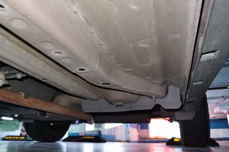 Used Buick Encore 2015 1.4T Automatic Two-Wheel Drive Urban Elite Version Chassis Rear Left